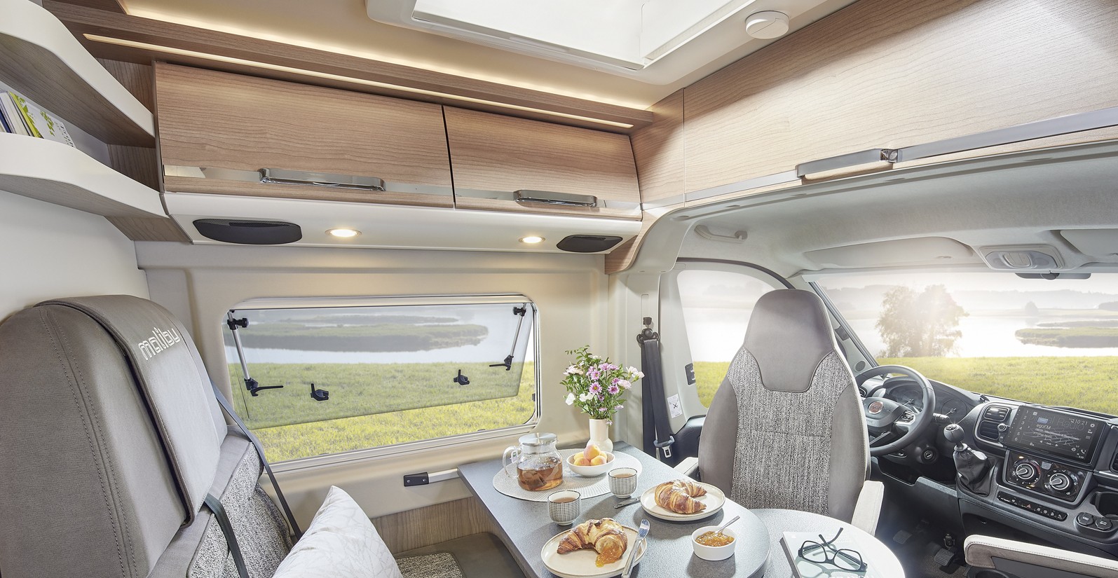 2025_MalibuVan_compact_600LE_cherry