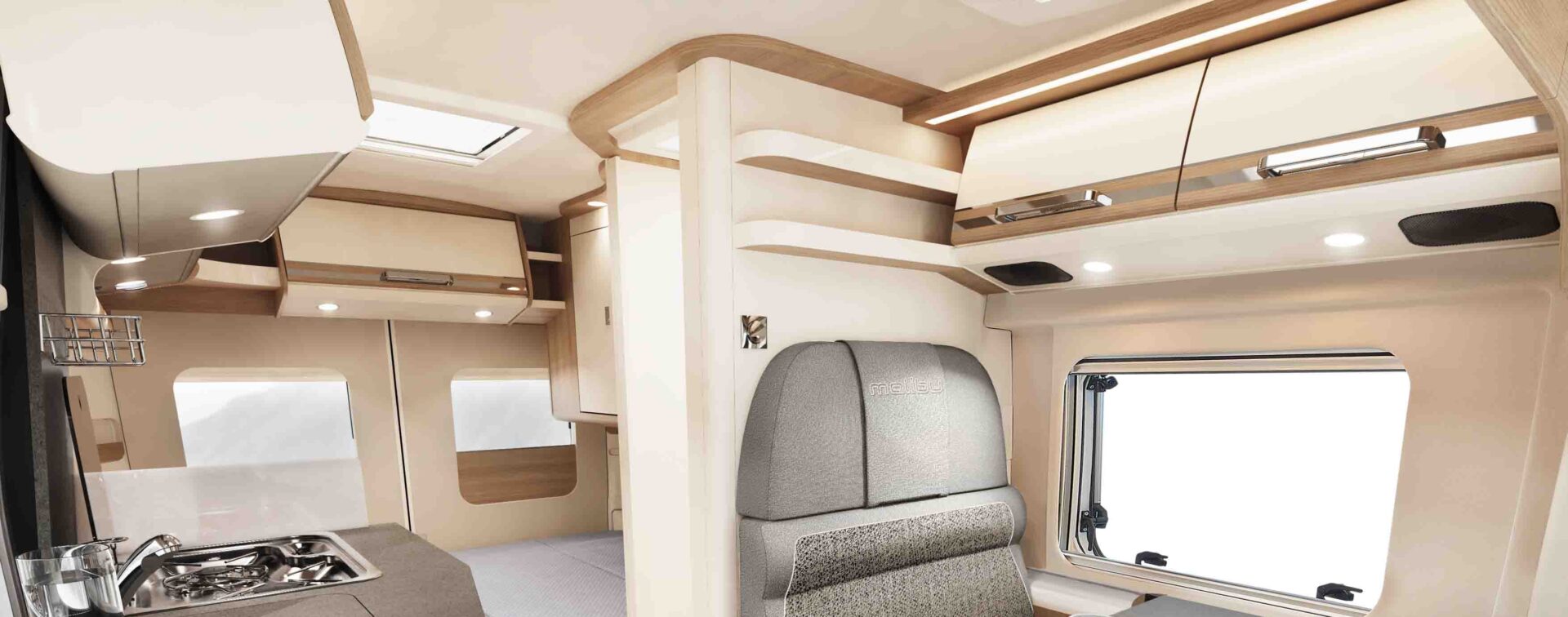 2026_MalibuVan_Dachstaukästen_compact-540DB_vh